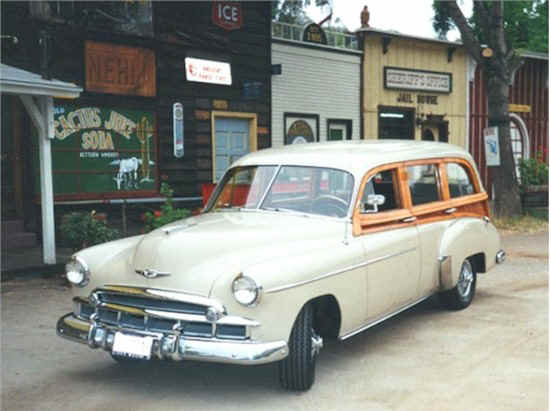 1949 Chevrolet Styleline DeLuxe station wagon