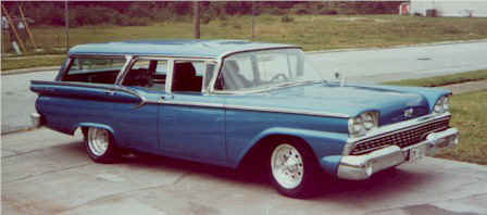 1959_Ford_Country_Sedan.jpg (28724 bytes)