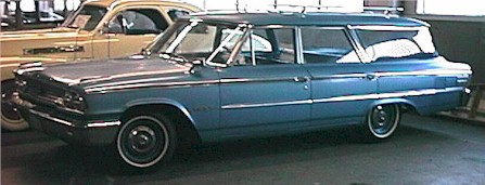 1963_Ford_Country_Sedan.jpg (30414 bytes)