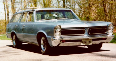 1965_Pontiac_Tempest.jpg (37126 bytes)