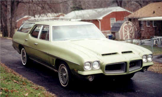 1972 Pontiac LeMans station wagon