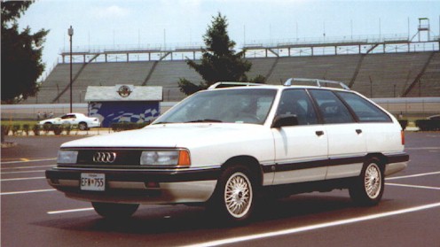 Audi01.jpg (39066 bytes)